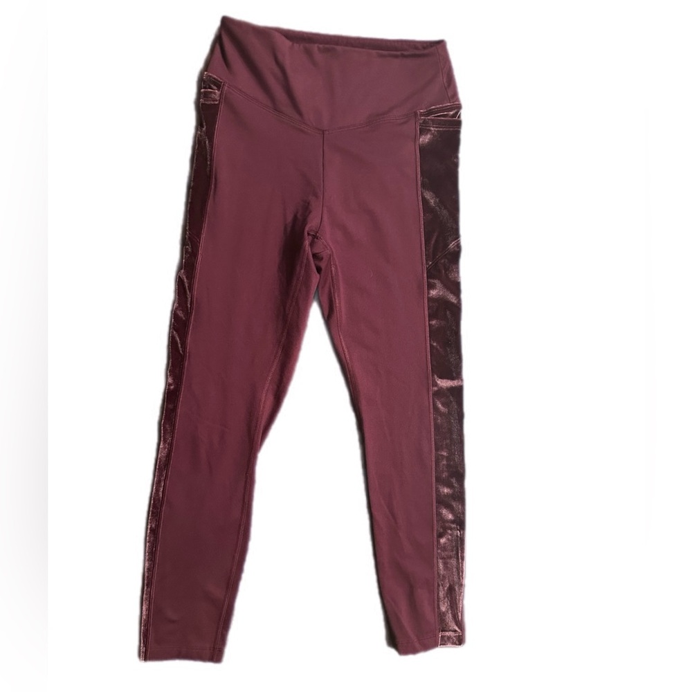 Victoria’s Secret Pink Burgandy Leggings with velvet Side Panels & pockets